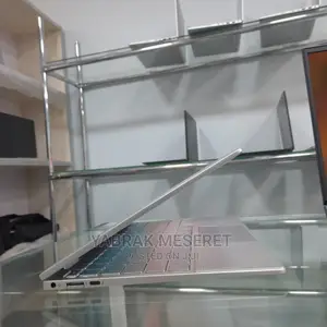 New Laptop HP Envy X360 8GB Intel Core I7 SSD 512GB