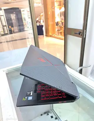 New Laptop HP Omen X 8GB Intel Core i5 HDD+SSD 1T