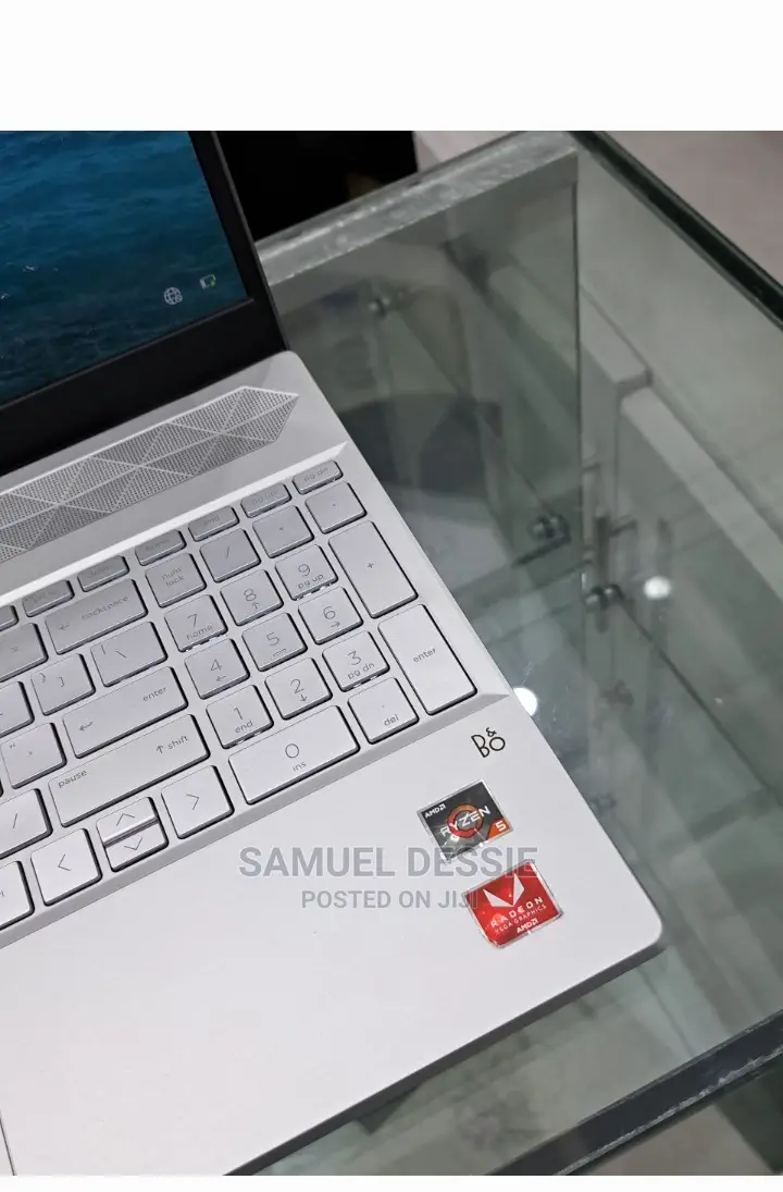 New Laptop HP Pavilion 15 16GB AMD Ryzen 5 SSD 512GB