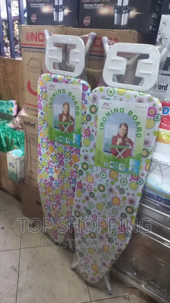 Ironing Board ልብስ መቶኮሻ ቴብል