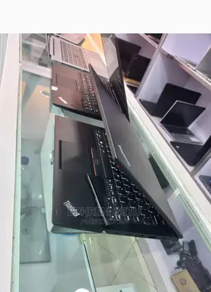 Photo - New Laptop Lenovo ThinkPad Yoga 8GB Intel Core I5 SSD 512GB