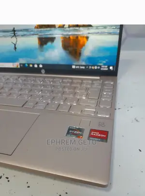 New Laptop HP Pavilion 13 16GB AMD Ryzen 7 SSD 512GB