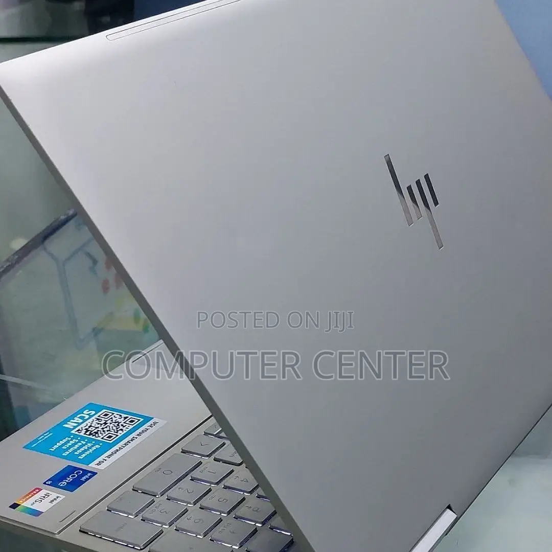New Laptop HP Envy X360 8GB Intel Core I5 SSD 512GB