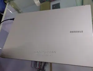 New Laptop HP 8GB Intel Core I5 SSD 512GB