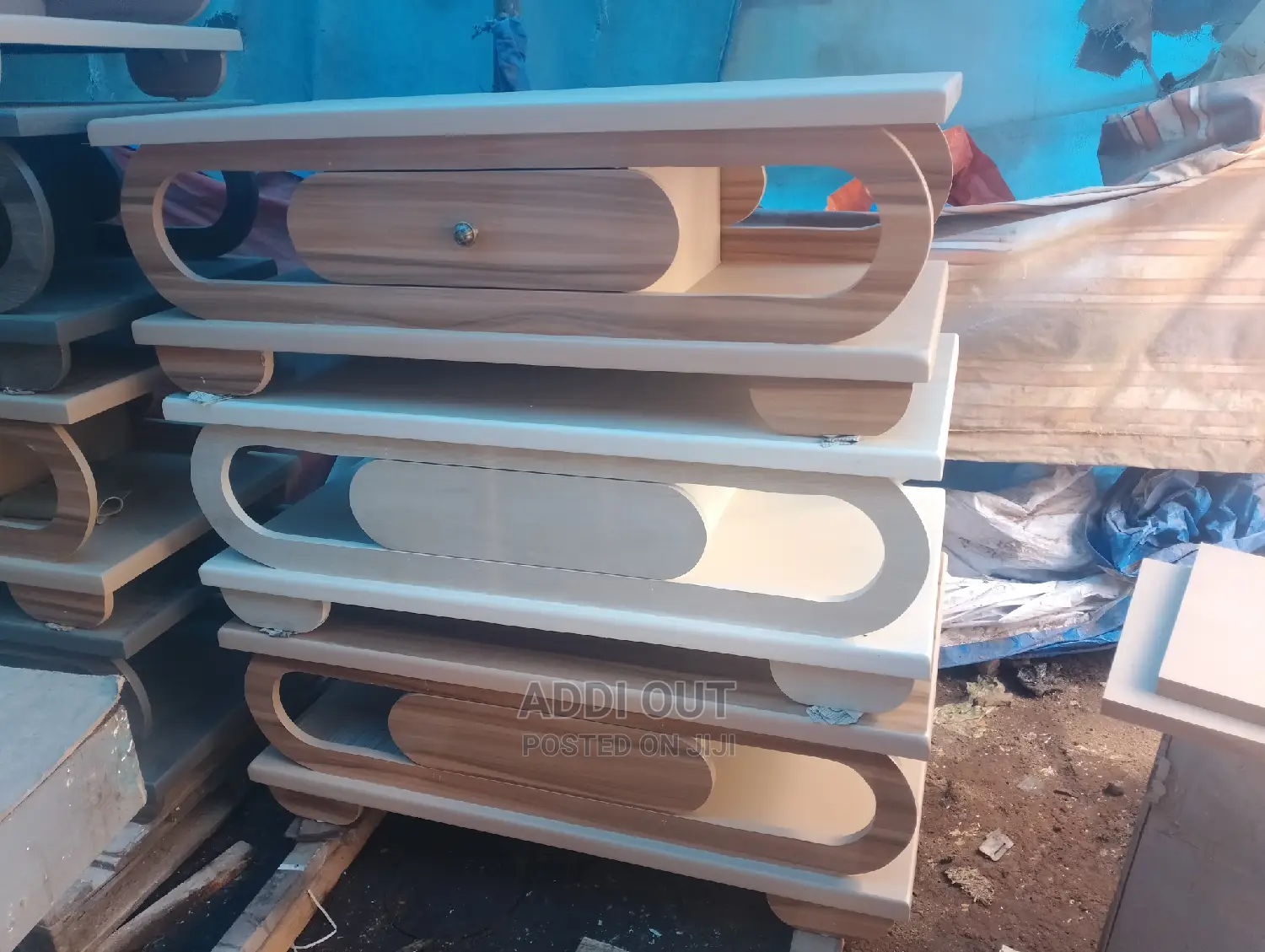 ጠረጴዛዎች/Tables