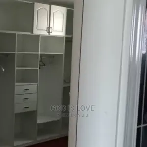 Furnished 6bdrm Villa in ቪላ ቤት, Nifas Silk-Lafto for Sale