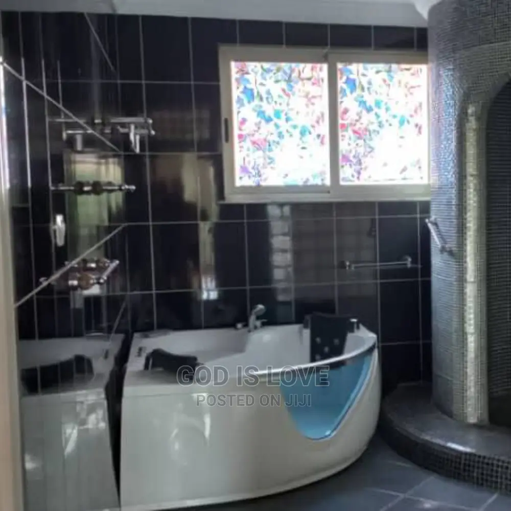 Furnished 6bdrm Villa in ቪላ ቤት, Nifas Silk-Lafto for Sale