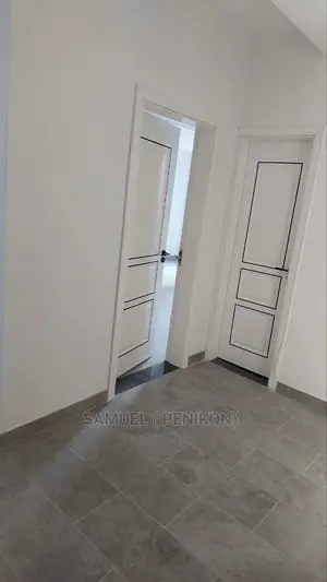 2bdrm Apartment in Real Estate, Bole for Sale