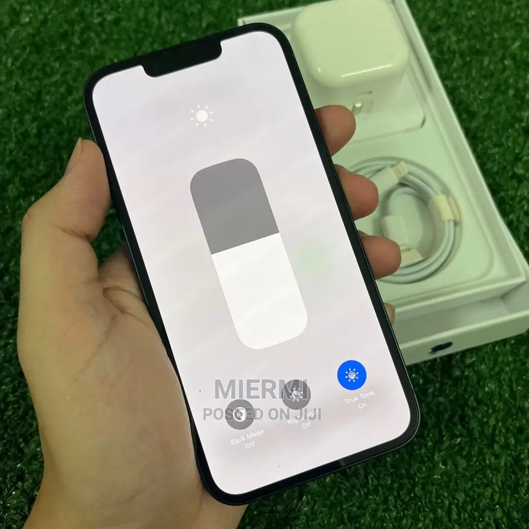 New Apple iPhone 13 128 GB Black