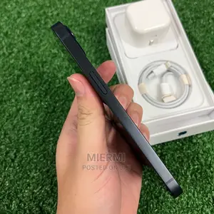 New Apple iPhone 13 128 GB Black