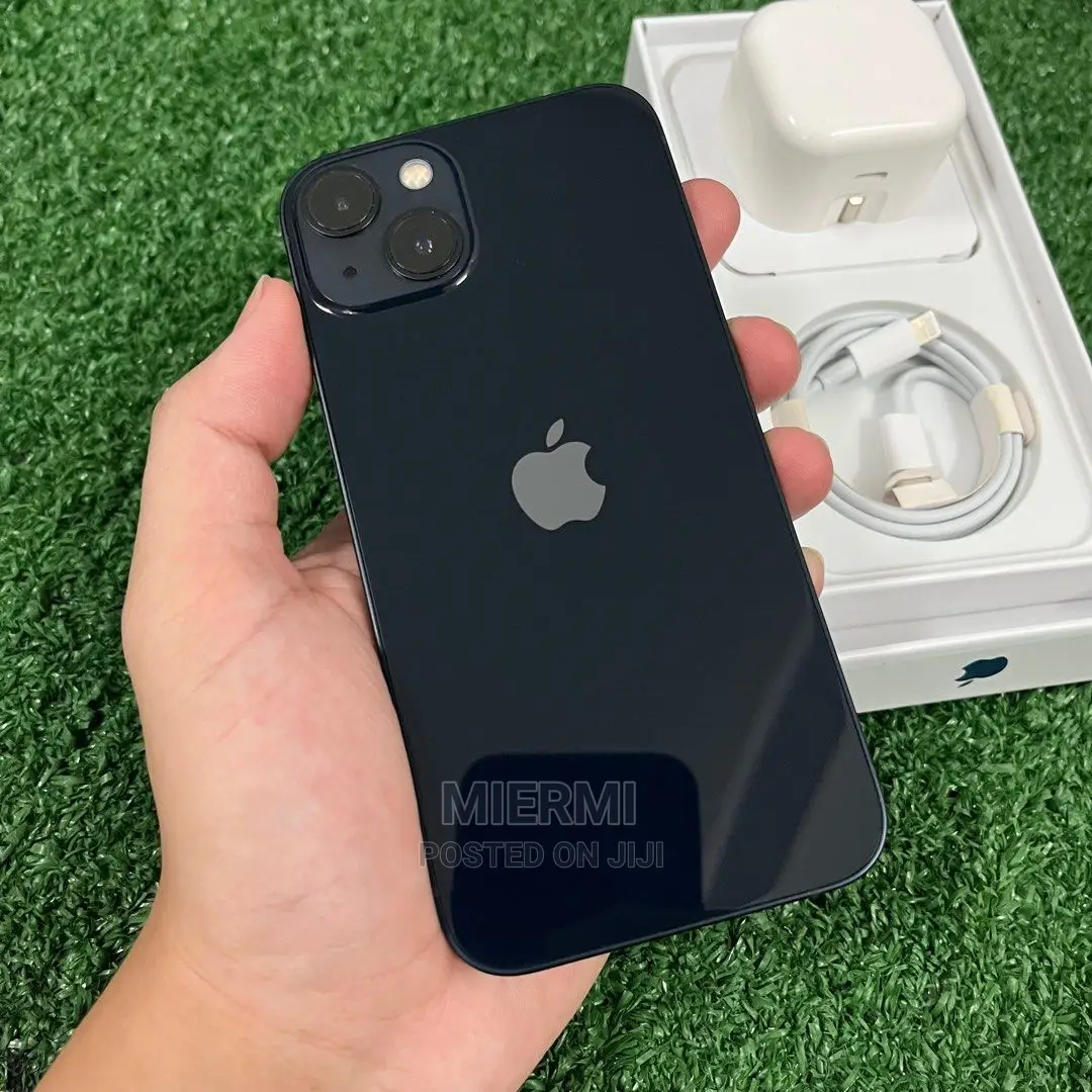 New Apple iPhone 13 128 GB Black