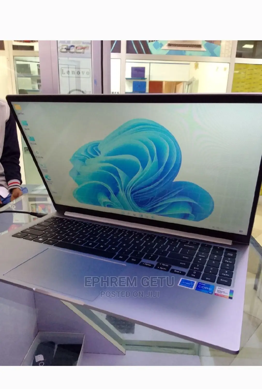 New Laptop Samsung Galaxy Book 2 8GB Intel Core I5 SSD 512GB