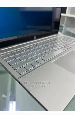 New Laptop HP Pavilion 15 8GB Intel Core I5 SSD 512GB