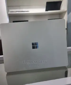 New Laptop Microsoft Surface Pro 7 8GB Intel Core I5 SSD 128GB
