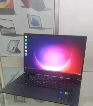New Laptop HP Omen 17 16GB Intel Core I7 SSD 1T