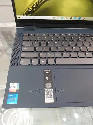 Photo - New Laptop Lenovo Flex 5 8GB AMD Ryzen 5 SSD 512GB