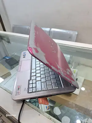 Laptop Sony VAIO 15E F15218SN 2GB Intel Pentium SSHD (Hybrid) 500GB