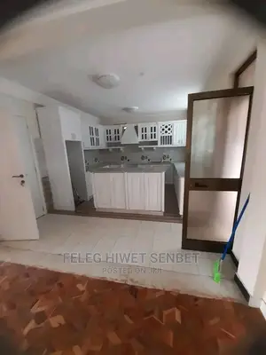 5bdrm House in አአ, Bole for sale