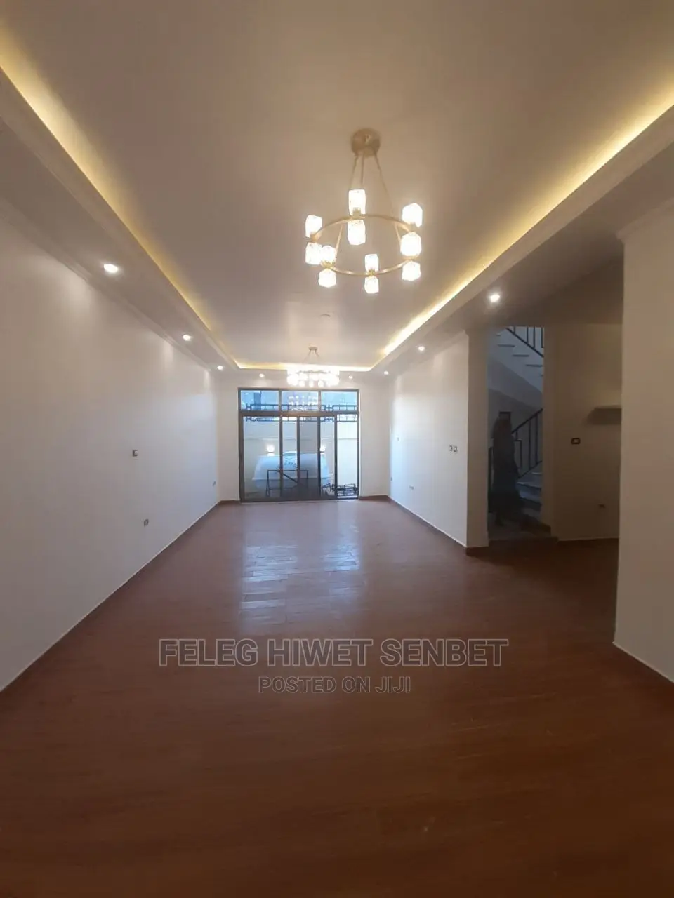 5bdrm House in አአ, Bole for sale