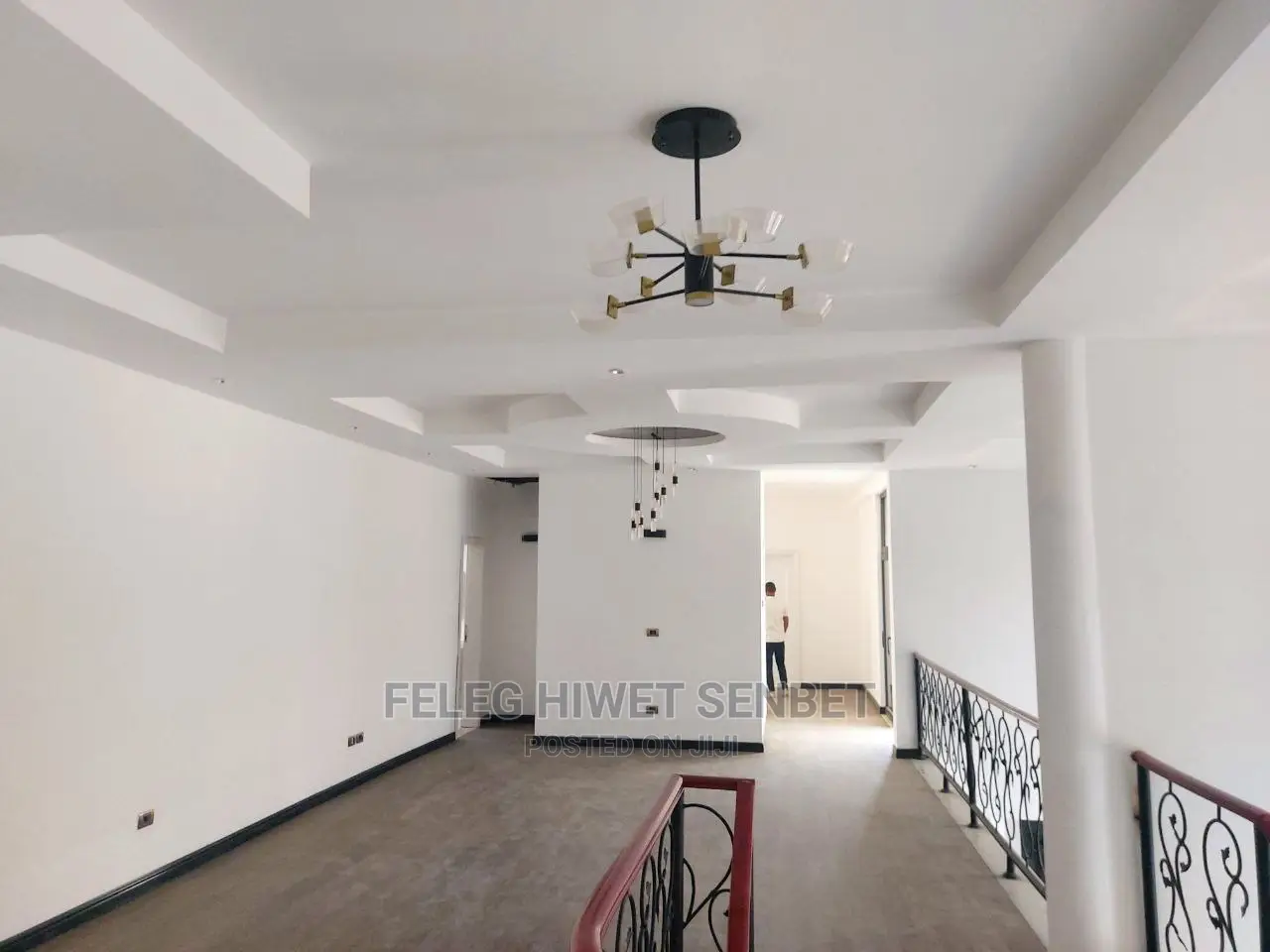 Furnished 7bdrm House in አአ, Bole for Sale