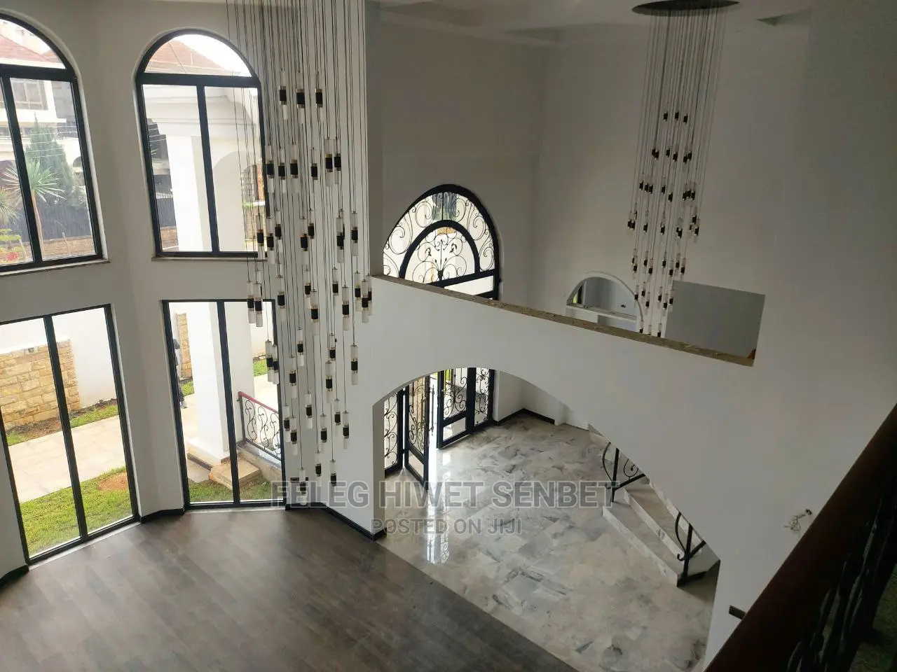 Furnished 7bdrm House in አአ, Bole for Sale