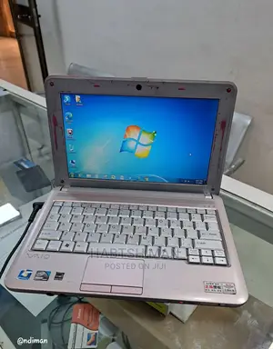 New Laptop 2GB Intel Atom HDD 500GB
