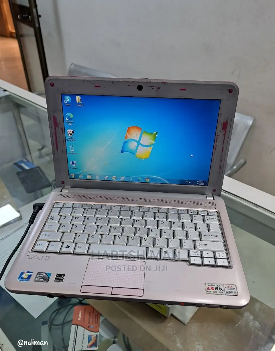 New Laptop 2GB Intel Atom HDD 500GB