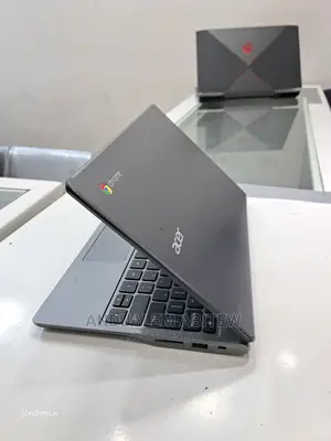 New Laptop Acer Chromebook C720P 2GB Intel Pentium SSD 16 GB