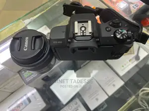 Photo - Canon M50 With 15-45mm Lens