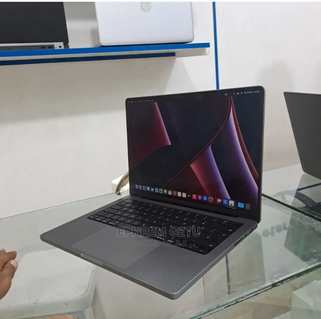 New Laptop Apple MacBook Pro M1 16GB Apple M1 SSD 512GB