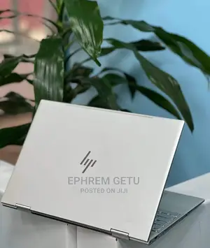 New Laptop HP Envy X360 12GB Intel Core I7 SSD 256GB
