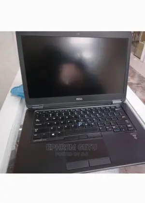 Photo - New Laptop Dell Latitude 5310 8GB Intel Core I7 SSD 256GB