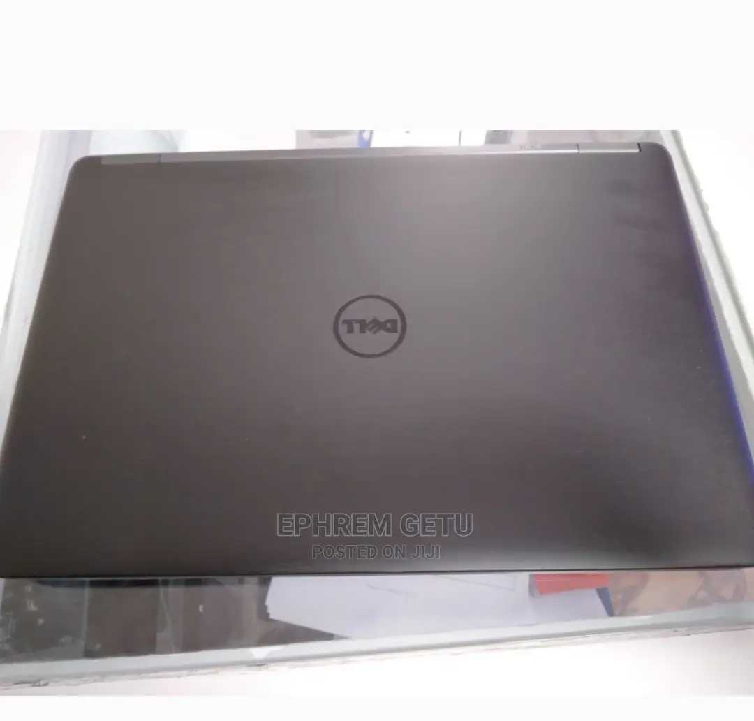 New Laptop Dell Latitude 5310 8GB Intel Core I7 SSD 256GB