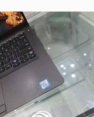 New Laptop Dell Latitude 5310 8GB Intel Core I5 HDD+SSD 1T