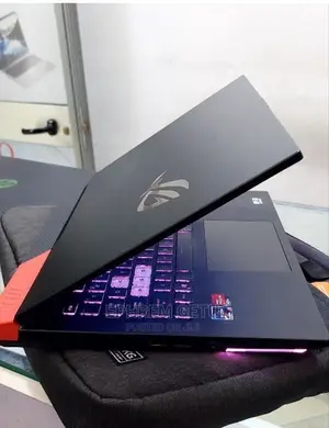 New Laptop Asus ROG Strix G15 16GB AMD Ryzen 9 SSD 1T