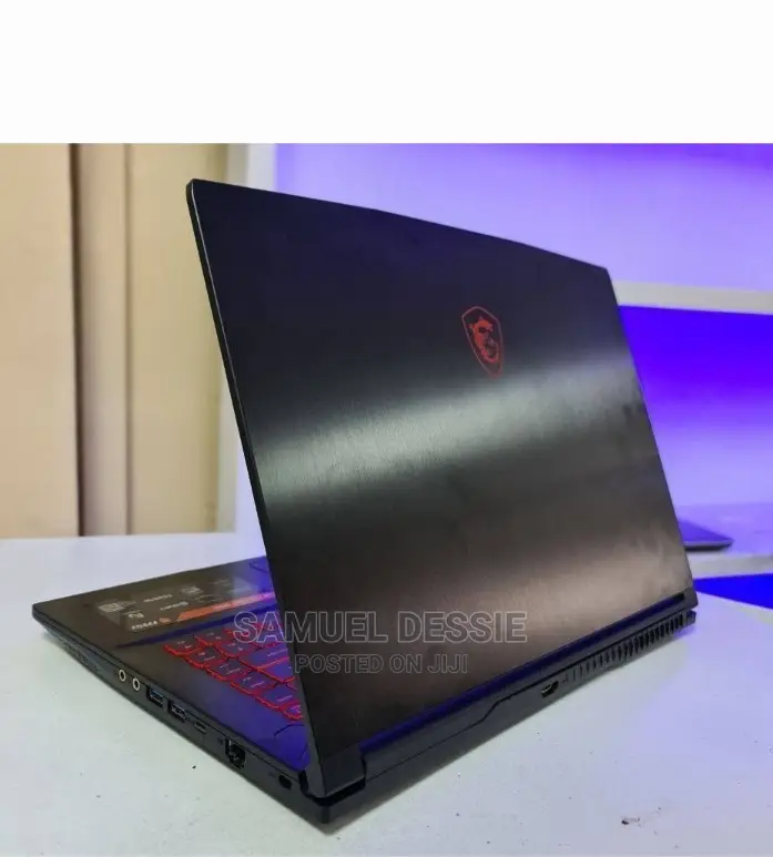 New Laptop MSI 8GB Intel Core I5 SSD 256GB