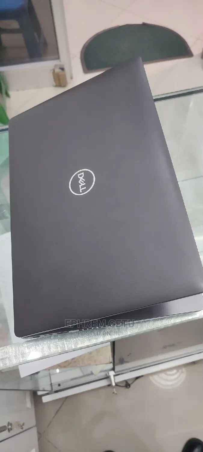 New Laptop Dell Latitude 5310 8GB Intel Core I5 SSD 512GB