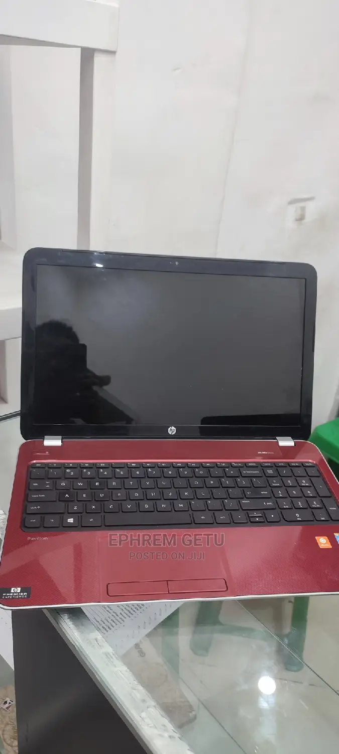 New Laptop HP Pavilion 15 8GB Intel Core I5 HDD+SSD 1T