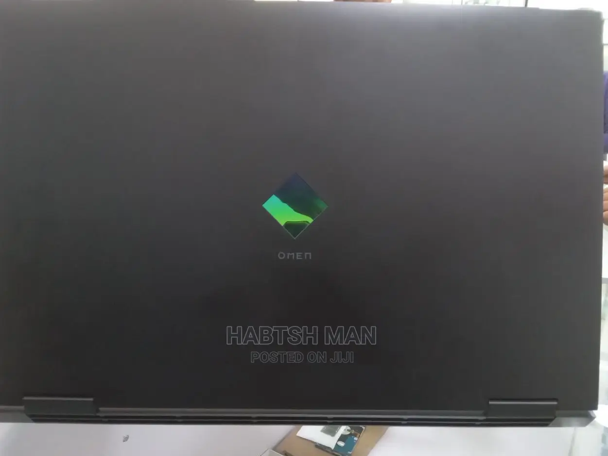 New Laptop HP Omen 17t 16GB Intel Core I7 SSD 1T