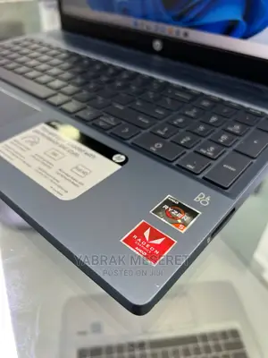 Laptop HP 8GB AMD Ryzen 5 SSD 256GB