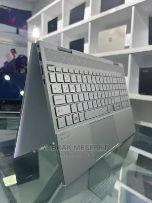 New Laptop HP Envy X360 12GB Intel Core I7 SSD 512GB