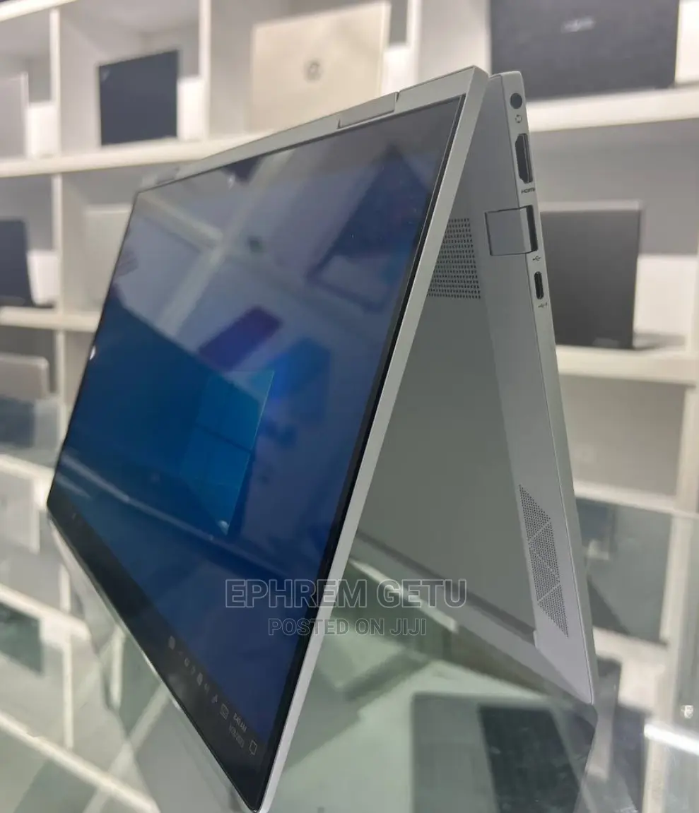 New Laptop HP Envy X360 12GB Intel Core I7 SSD 512GB