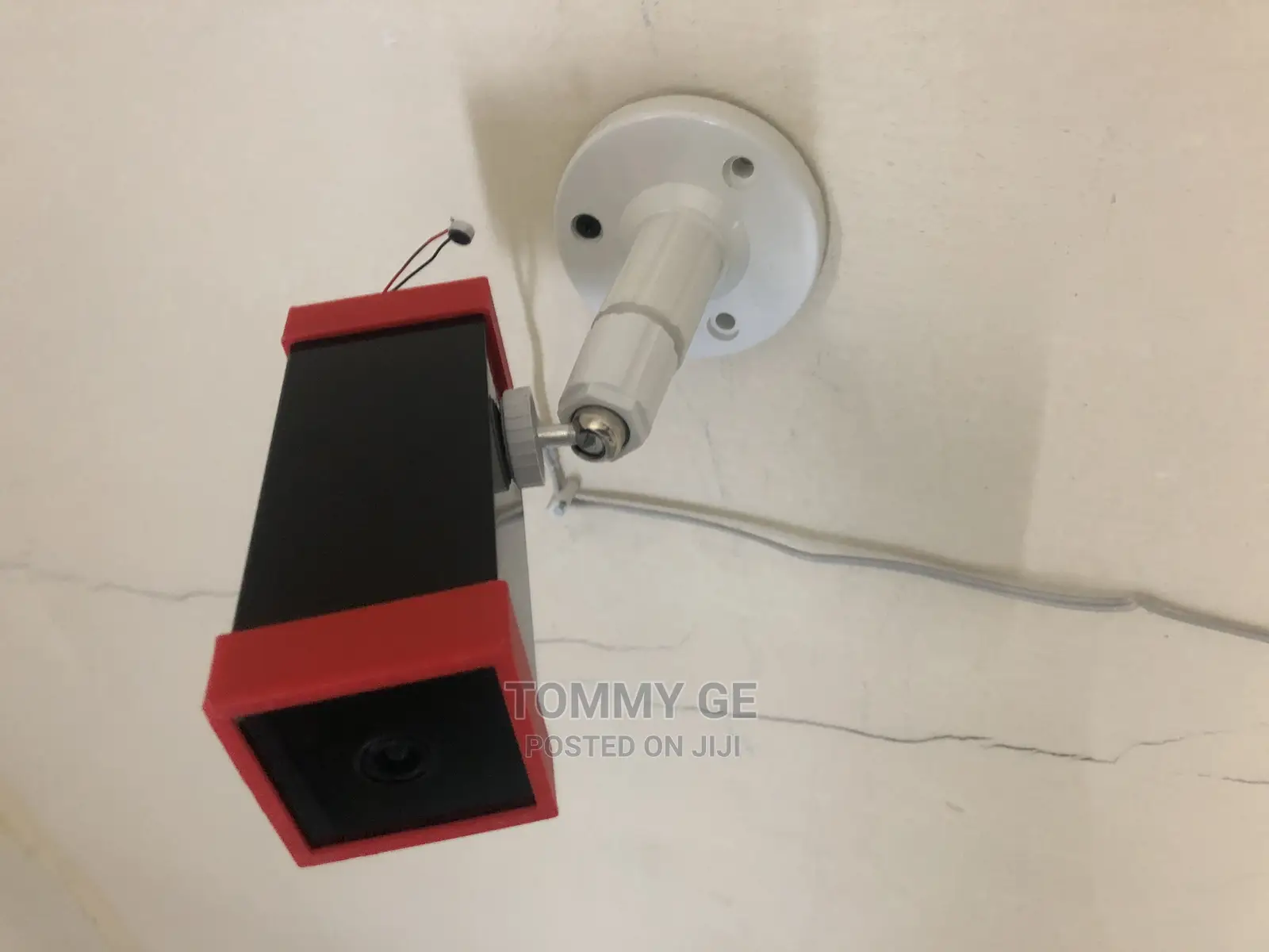 Dome Security Camera የደህንነት ካሜራደውለው ይዘዙን ያሉበት ድረስ ያለተጨማ