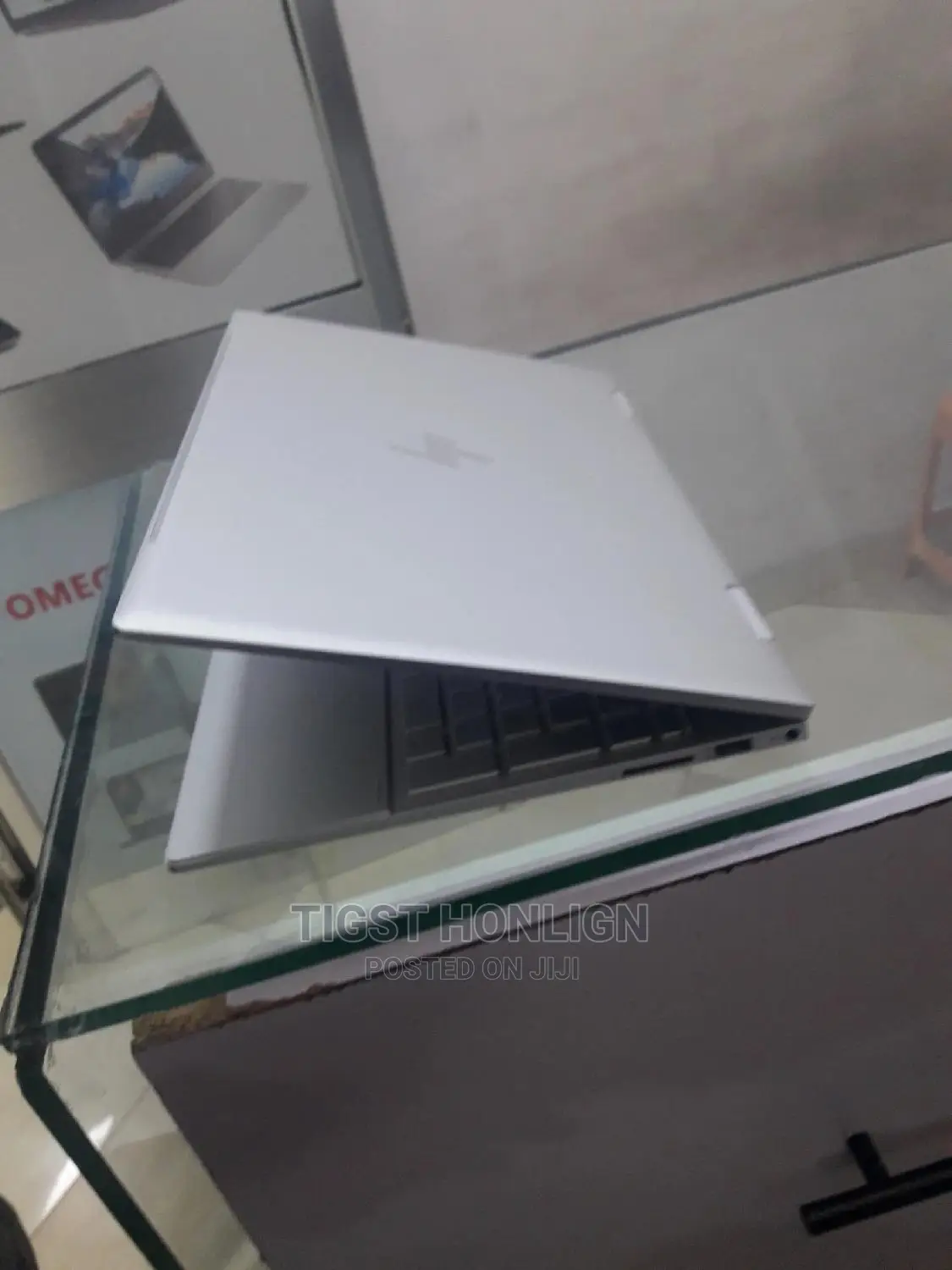 New Laptop HP Envy X360 12GB Intel Core I7 SSD 512GB