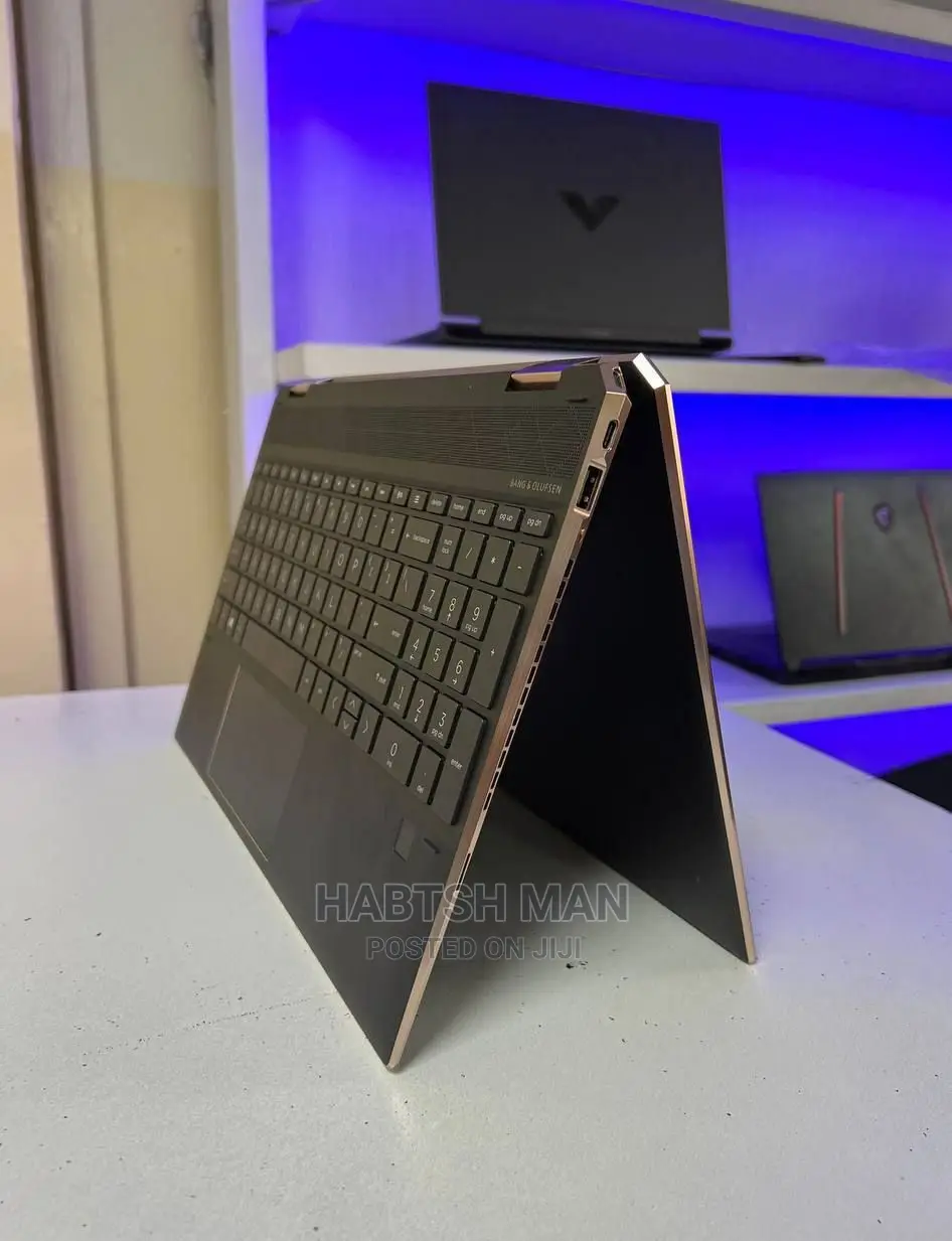 New Laptop HP Spectre X360 16GB Intel Core I7 SSD 512GB