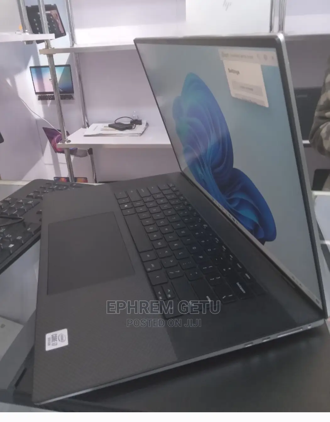 New Laptop Dell XPS 17 L701X 16GB Intel Core i7 HDD+SSD 512GB