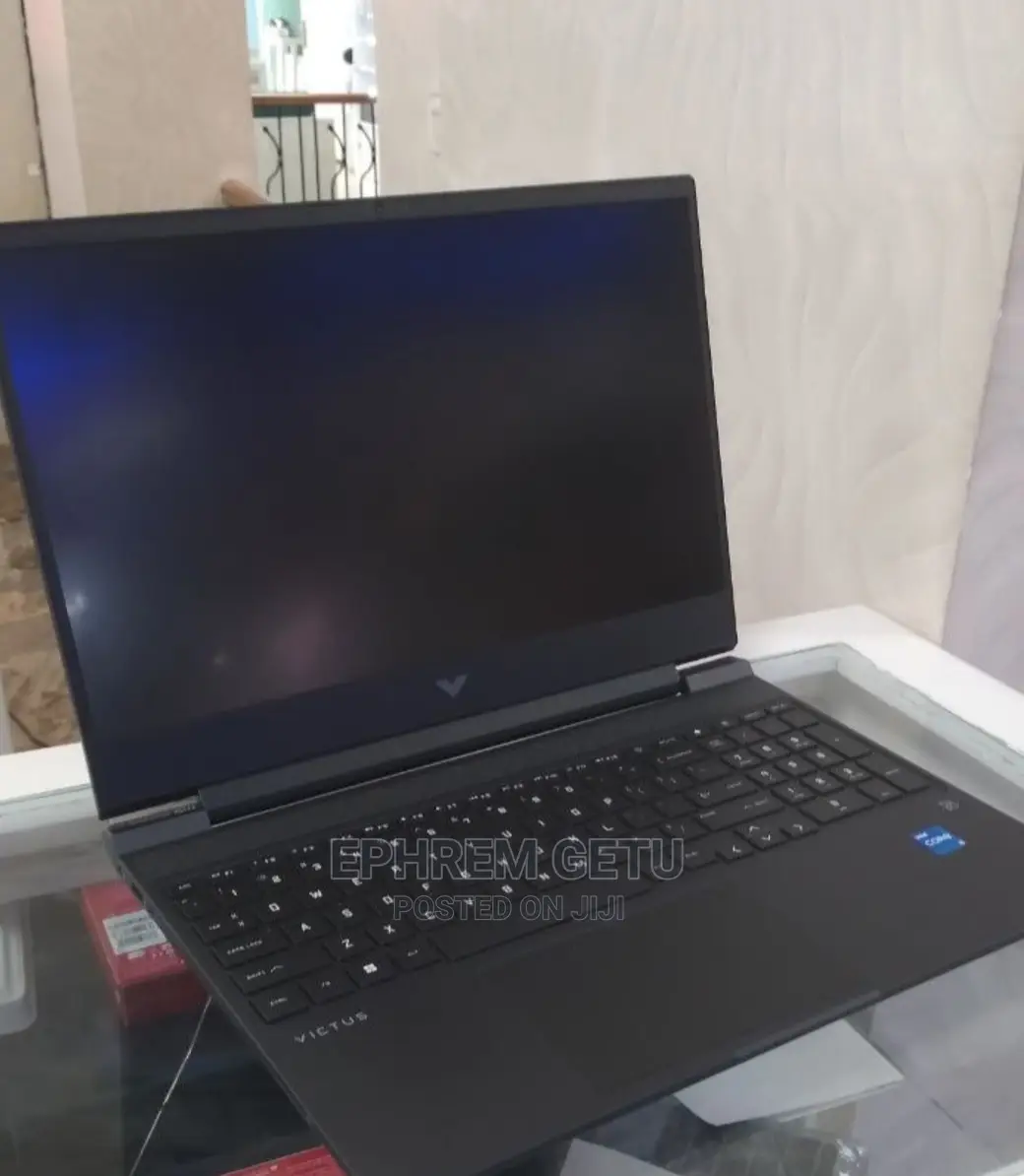 New Laptop HP Victus 16 8GB Intel Core i5 SSD 512GB