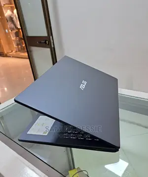 New Laptop Asus VivoBook 15 X510UQ 4GB Intel Celeron SSD 256GB