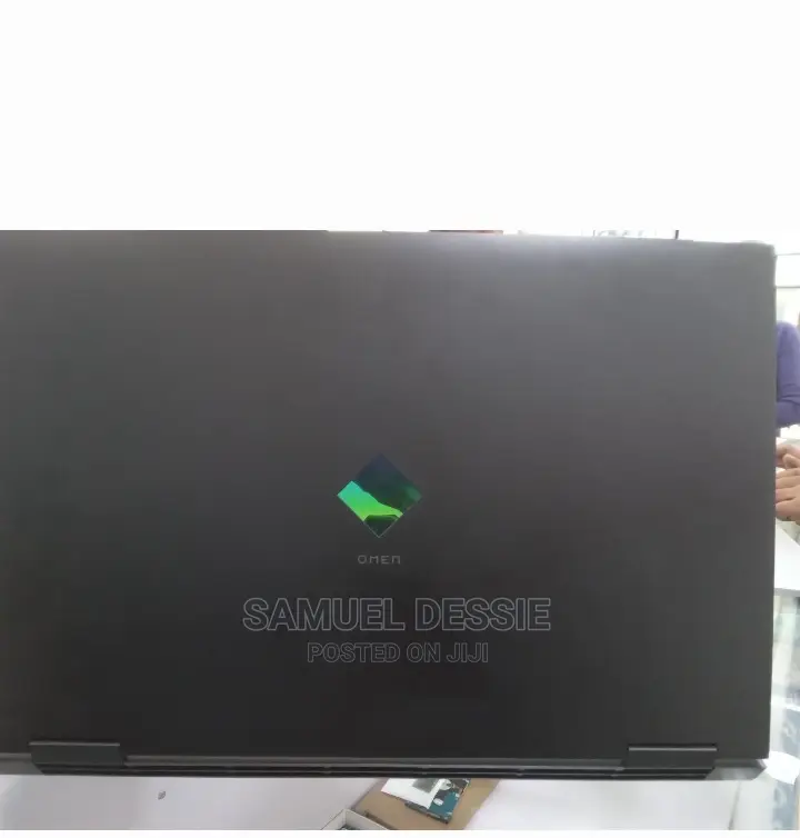 New Laptop HP Omen 17 16GB Intel Core I7 SSD 1T