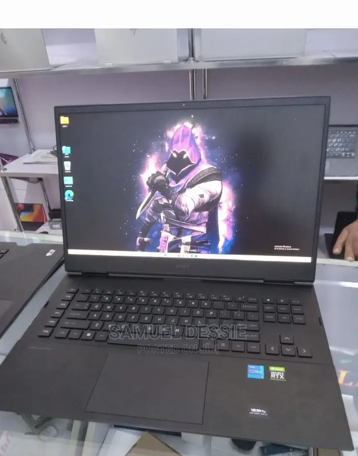 New Laptop HP Omen 17 16GB Intel Core I7 SSD 1T